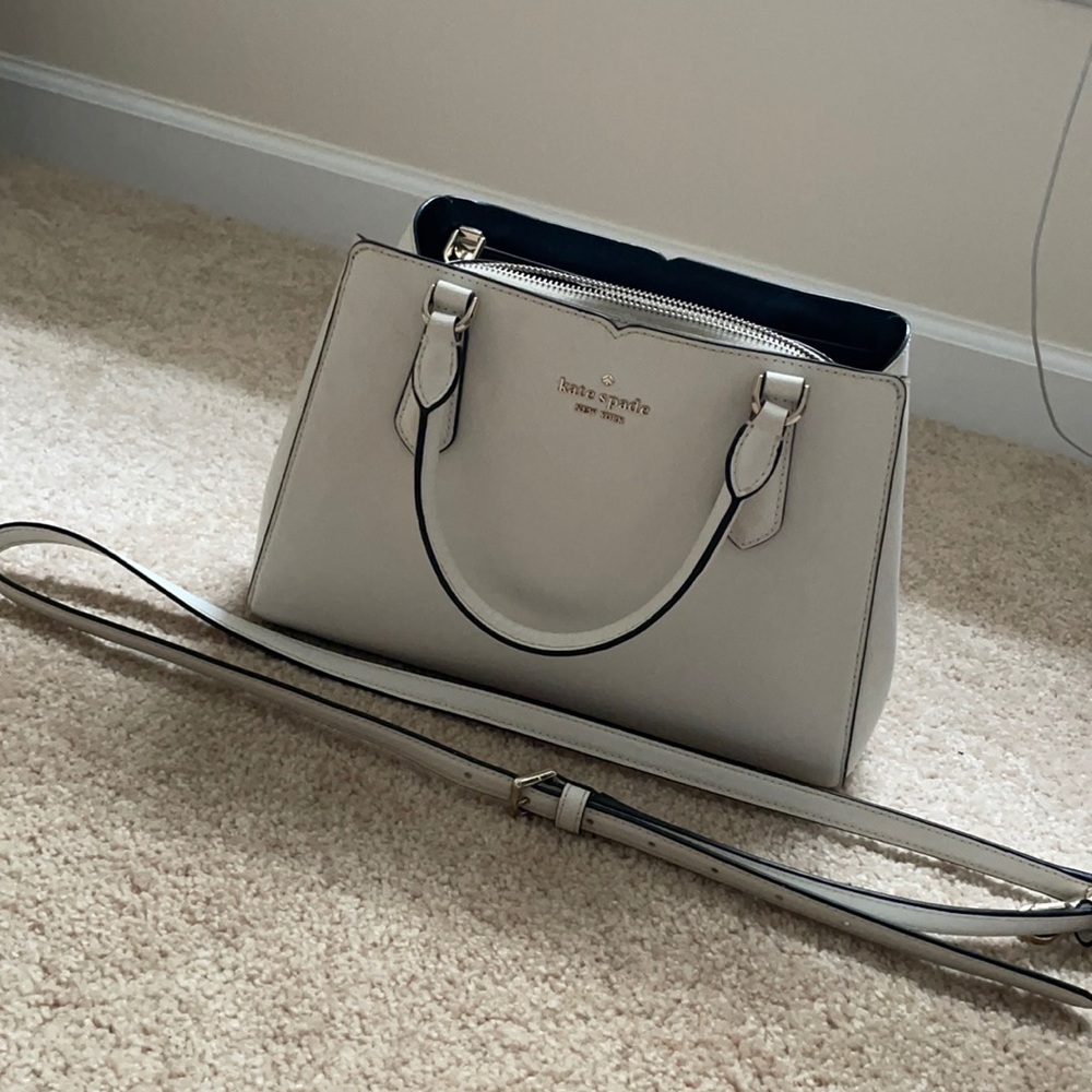 White Kate spade shoulder bag with detachable strap